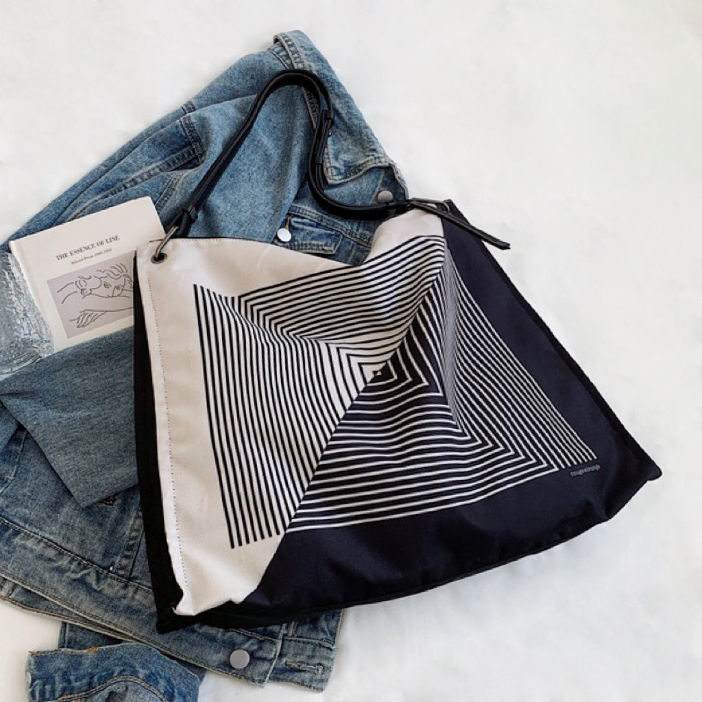Maze Tote Bag